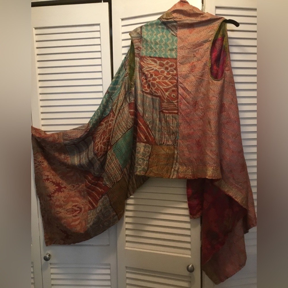 Eye catching Hand Made Silk Multicolor Vest Sm NWOT